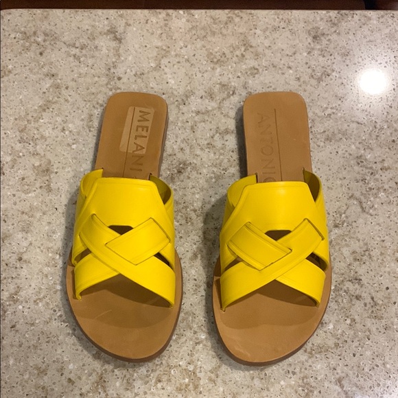 Antonio Melani Lynnley Slide Sandal Genuine Leather Size 10 - Picture 3 of 7